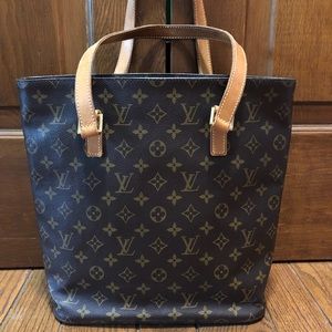 Authentic Louis Vuitton bucket purse
